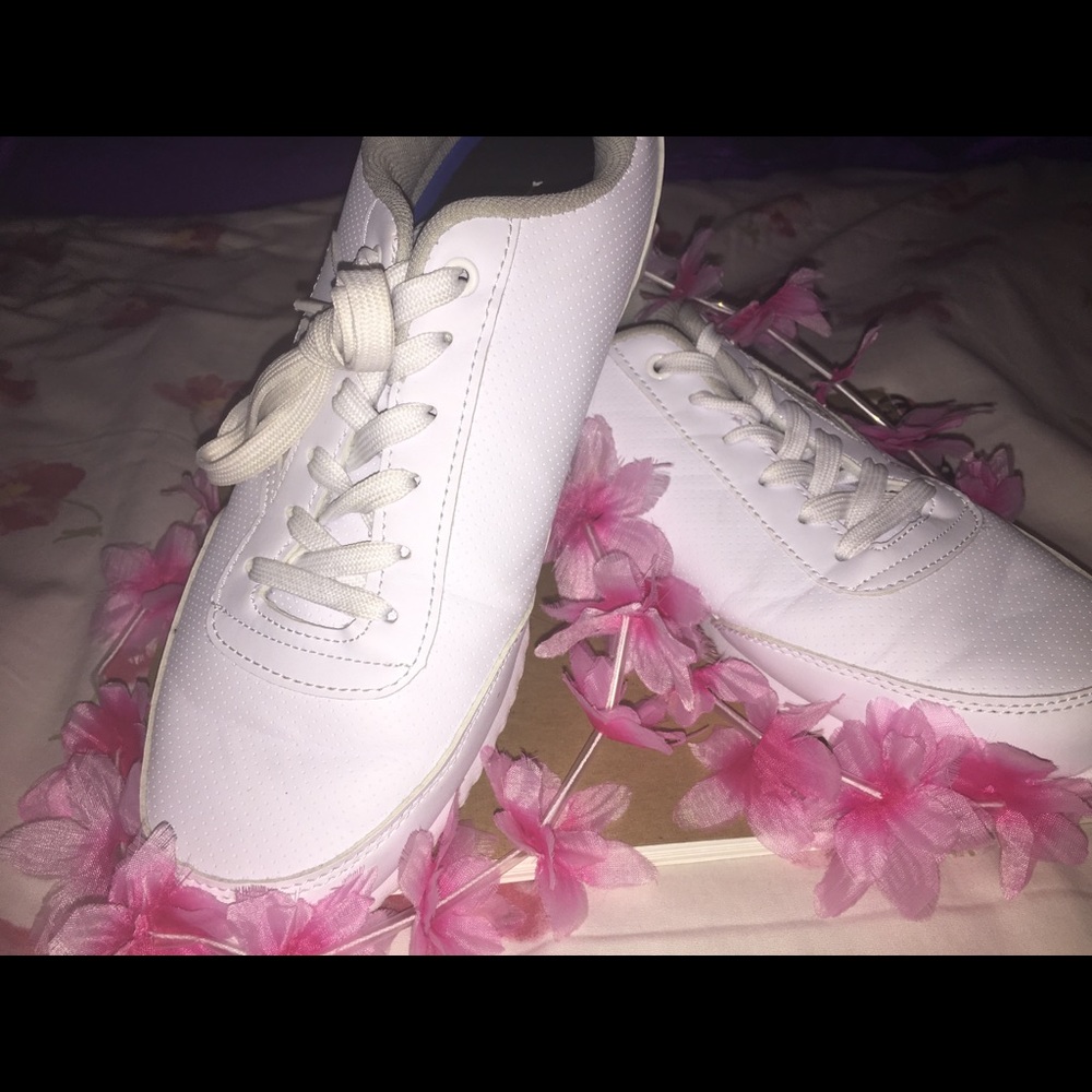 White Pony sneakers